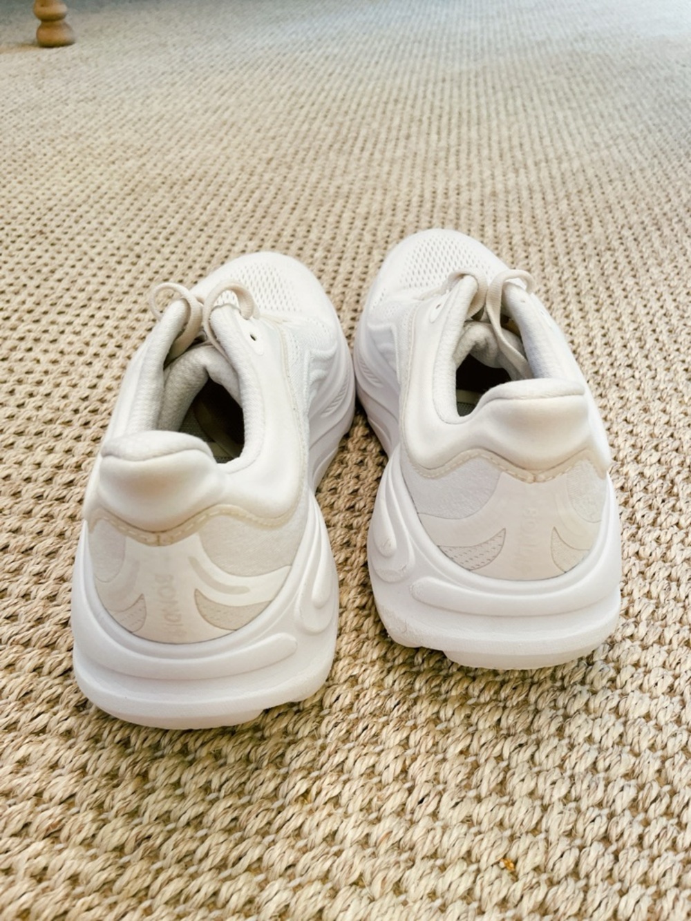 HOKA® Bondi 9 Sneakers in white / white - WORN ONCE - Womens size 9 - Picture 6 of 8